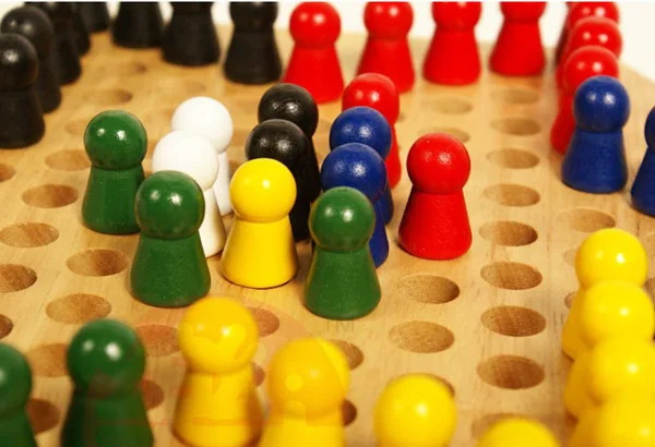 16Pcs Children's Humanoid Wood - огляд і ціна Board Game Ludo